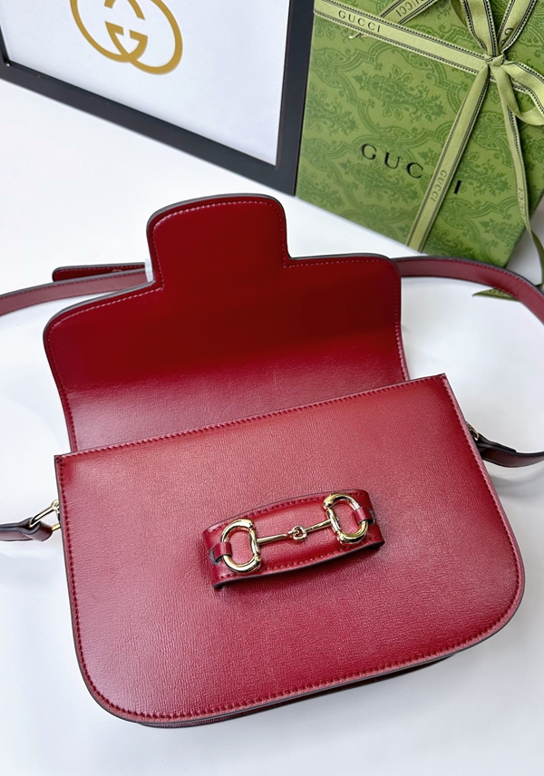 激安グッチバッグコピー角部分ディテール